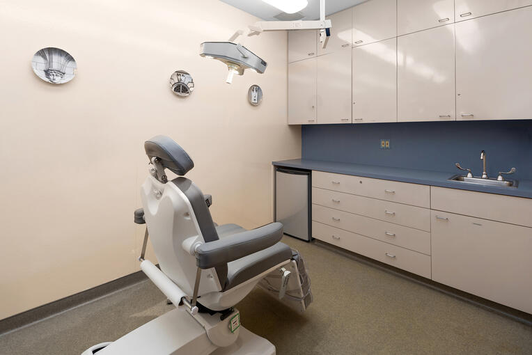 110 E 66 St Ste GF Lenox Hill New York